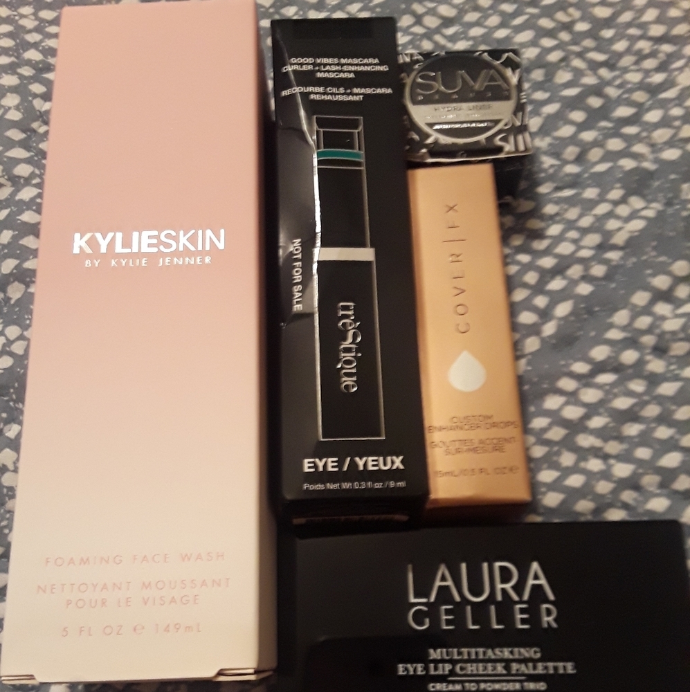 Make up bundle